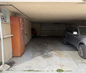 Conveniently Located - Photo 6