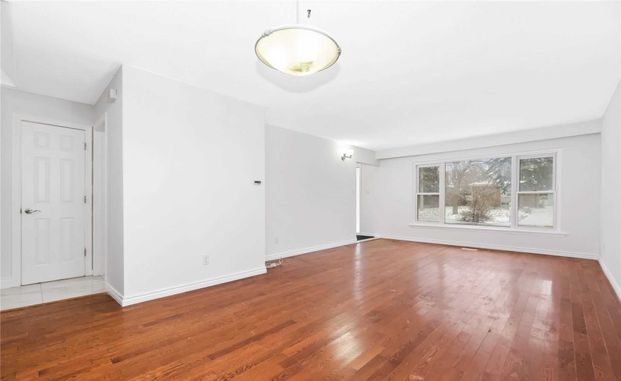 For Lease - 341 Crosby Avenue, Richmond Hill, Ontario - Photo 1