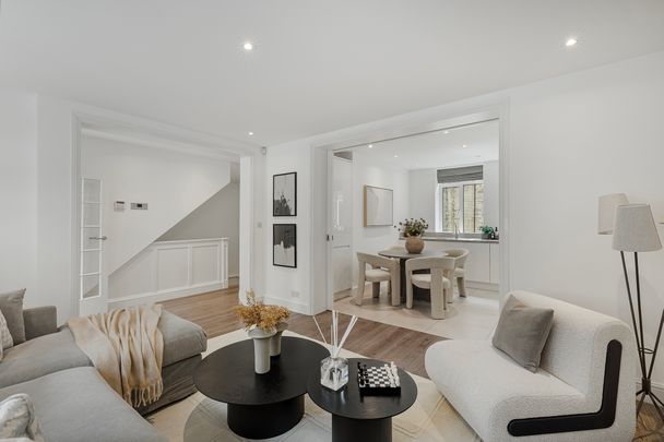 Exquisite apartment located on Marylebone Lane - Photo 1