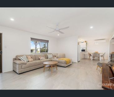 Lovely 3 bedroom home with 2 x Air-conditioners - Photo 1