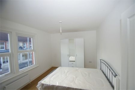 Leavesden Road, WATFORD, WD24 - Photo 3