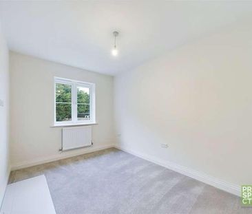 Woodward Lane, Warfield, Bracknell, Berkshire, RG42 - Photo 5