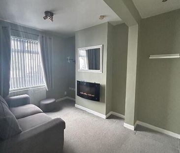 28 Silverstream Parade, Belfast, BT14 8GR - Photo 1