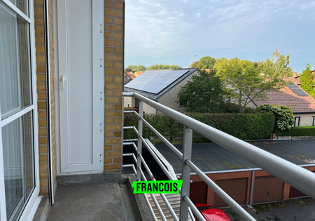 Ruim appartement met twee slaapkamers en garage in Ieper - Foto 3