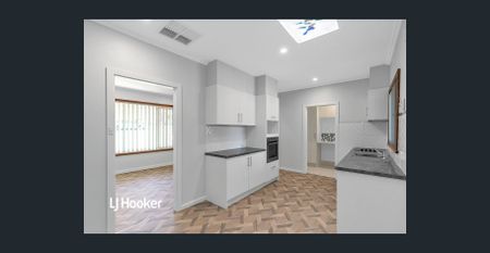 Neat and Tidy Family home! - Photo 3