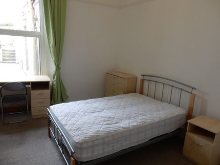 Furzehill Road, Plymouth - Photo 2