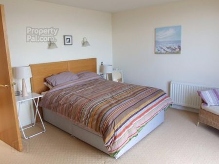3 Morelli Plaza (Student Let), Portstewart, BT55 7TF - Photo 4