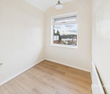 3 bedroom semi-detached to let - Photo 5