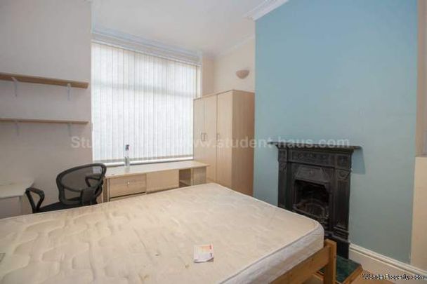 3 bedroom property to rent in Salford - Photo 1