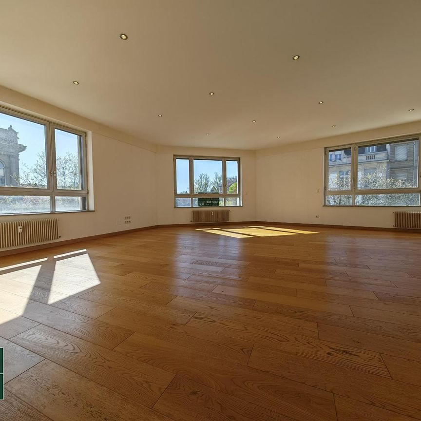 Location Appartement 4 pièces 145m² STRASBOURG 67000 - Photo 1