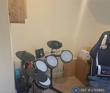 2 bedroom flat to rent - Photo 6