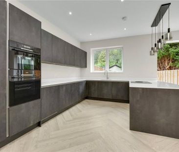 5 bedroom semi-detached house to rent - Photo 5