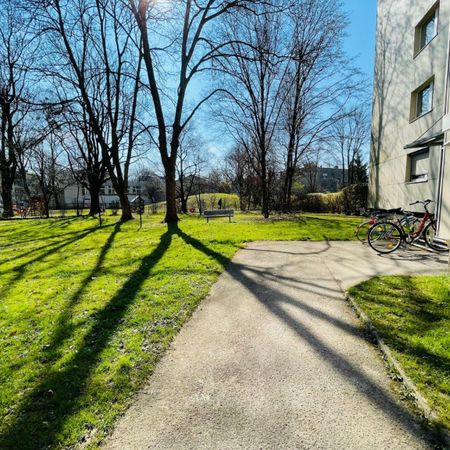 4020 Linz: 3-Zimmer-Wohnung mit Loggia (75,30 m²) – Kopernikusstraße 26! Verfügbar ab 01.03.2026! WOHNUNG WIRD IM FEBRUAR 2026 GENERALSANIERT! - Photo 3