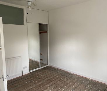 3 Bed Terraced House, Broomfield Road, CV5 - Photo 4