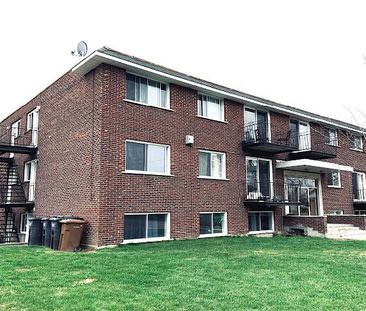 234 Rue de Pierrefontaine, Boisbriand, QC - Photo 5