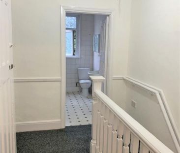 4 bedroom semi-detached house to rent - Photo 5