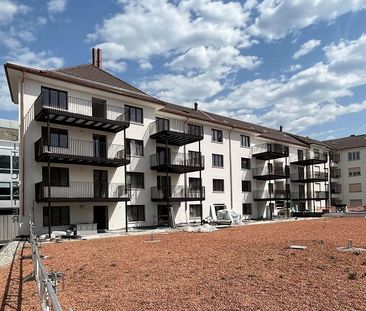 Schöne 2.5-ZW mit 2 Balkone im Zentrum von Biel - Photo 2