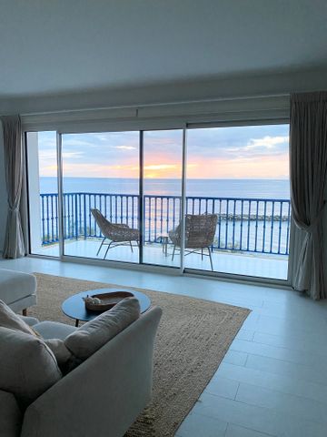 Apartamento de alquiler en Carrer del Llebeig, Cala Bona - Photo 4