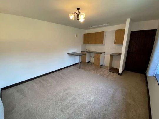 Frampton, DT2 - Photo 1