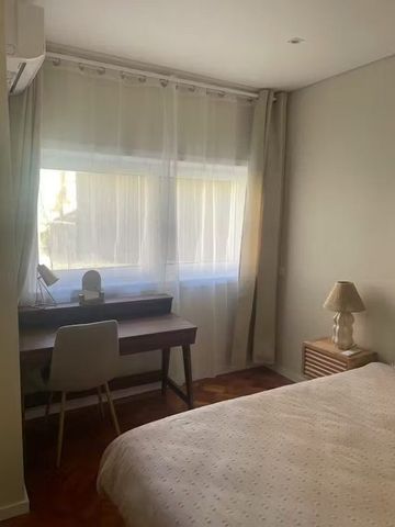 Rua de Álvares Cabral, Porto, Braga 4050-041 - Photo 4