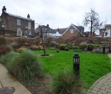 William Hunter Way, Brentwood, CM14 - Photo 1