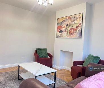 3 bedroom terraced house to rent - Photo 3