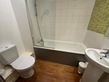 2 bedroom flat to rent - Photo 5