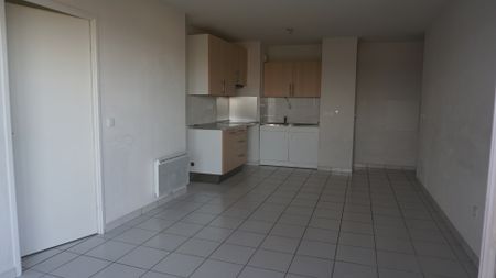 Location Appartement 3 pièces 57m² TOULOUSE 31300 - Photo 2