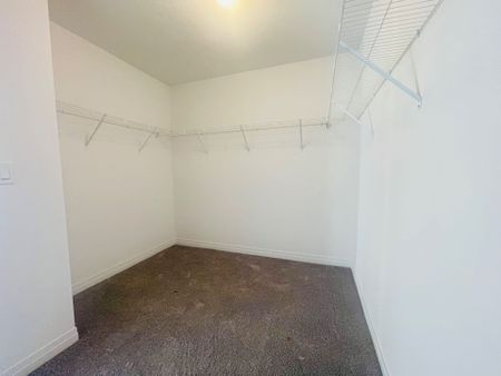 For Lease - 5 Worth Street, Stratford, Ontario - Photo 2