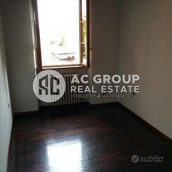 Saronno centralissimo - trilocale parzialmente arr - Photo 1