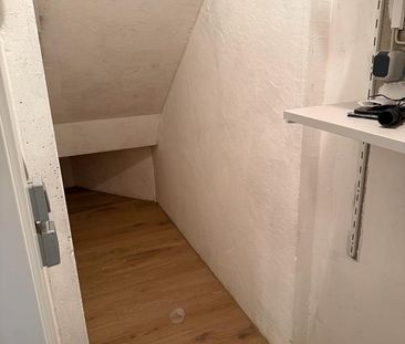 Neu sanierte ruhige möblierte 2Zimmer ELW - Photo 3