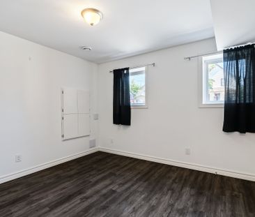 For Lease - 11 Edith Street, St. Catharines, Ontario - Photo 6