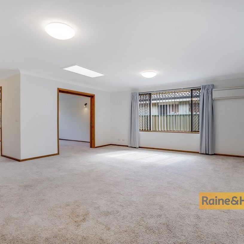 SPACIOUS FAMILY HOME - Photo 1