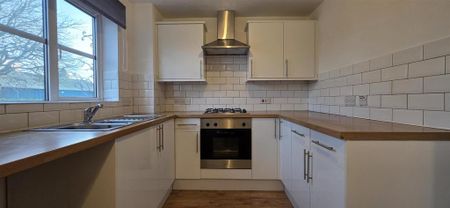 2 bedroom semi-detached house to rent - Photo 4
