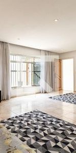 Casa para alugar com 300m², 4 quartos e 5 vagas - Foto 1