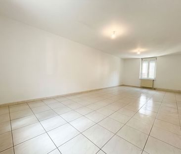 Location Appartement 3 pièces 78m² HOMECOURT 54310 - Photo 2