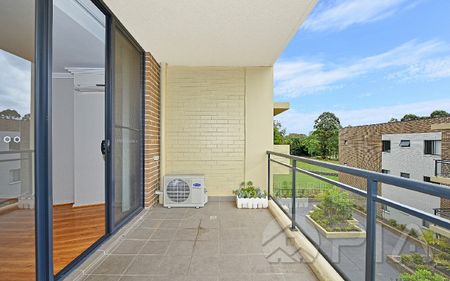 18/47-53 Lydbrook St WESTMEAD - Photo 2