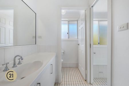 Stunning 3-Bedroom Duplex in the Heart of Cherrybrook! | Cths Catchment - Photo 5