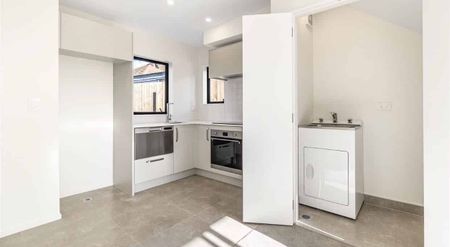 WELCOME HOME in TE ATATU PENINSULA - Photo 3