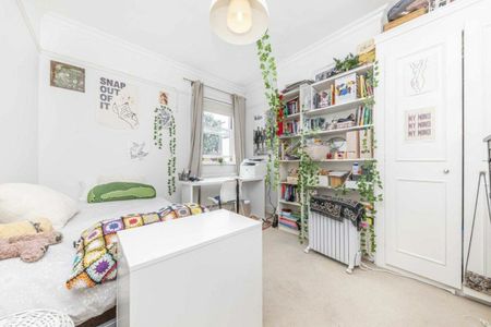 Chestnut Road, North Kingston, KT2 - Photo 4