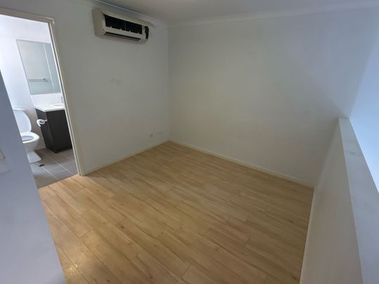 Charming Close to City Centre - Photo 1