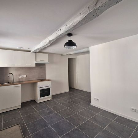 Location Appartement 2 pièces 34m² - Photo 3