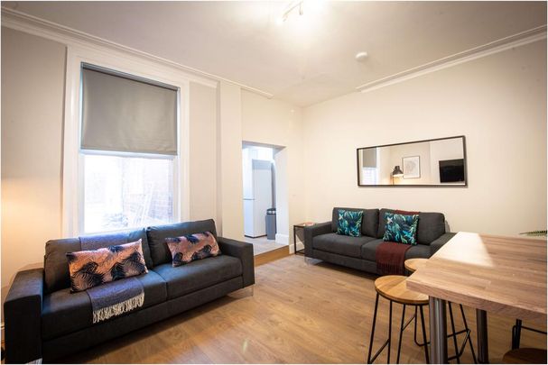 1 bedroom in a house share to rent - Photo 1