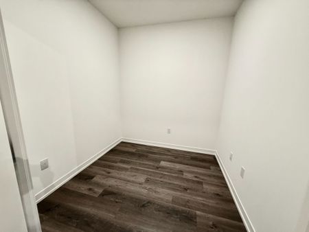 For Lease - 8 Interchange Way Unit# 5708, Vaughan, Ontario - Photo 2