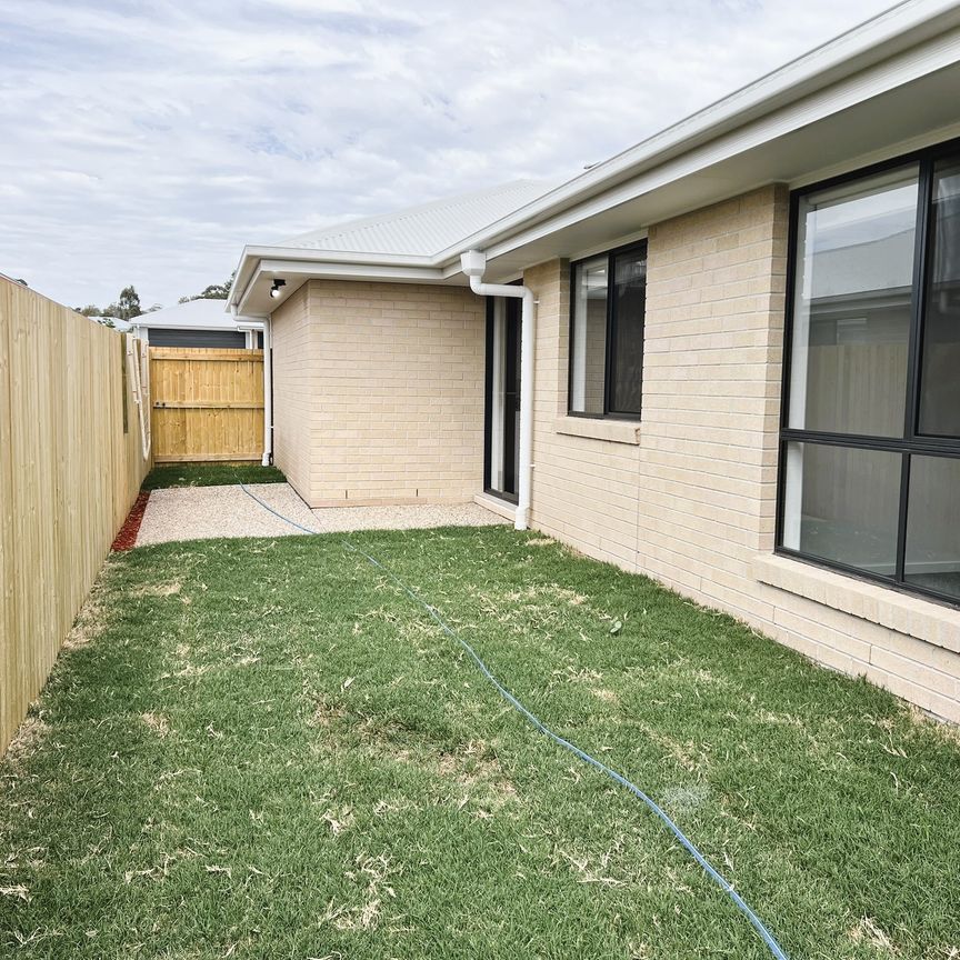 31 Whitewood Way, Cotswold Hills QLD 4350 - House For Rent | Domain - Photo 1