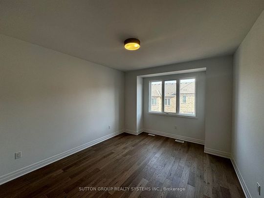 For Lease - 1232 Wheat Boom Drive, Oakville, Ontario - Photo 1