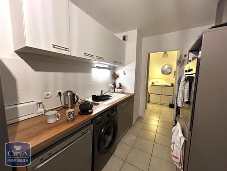 Location Appartement 3 pièces 63m² JACOB BELLECOMBETTE 73000 - Photo 3