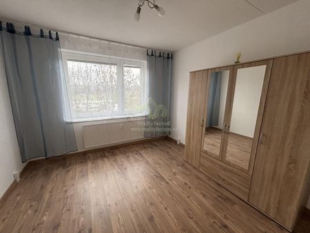 Pronájem bytu 2+kk 50 m², Strašice - Photo 3