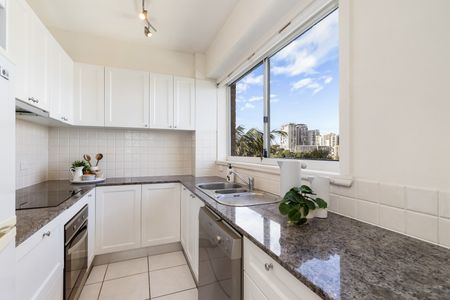 21/17 East Crescent Street, McMahons Point NSW 2060 - Apartment For Rent | Domain - Photo 4