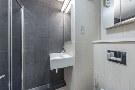 3 bedroom apartment to rent - Photo 5